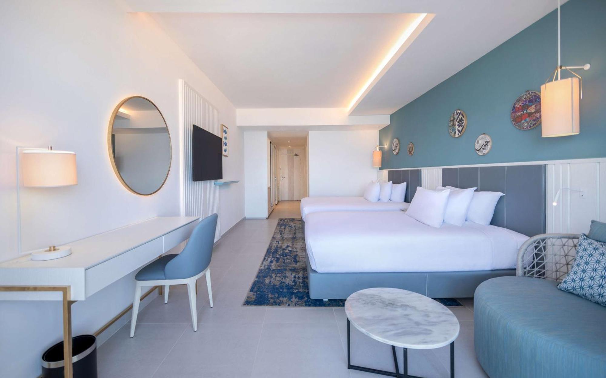 Chambre Deluxe avec 2 Lits Queen-Size - Vue Frontale sur Mer