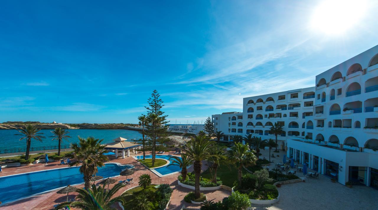 Double or Twin Room Sea View